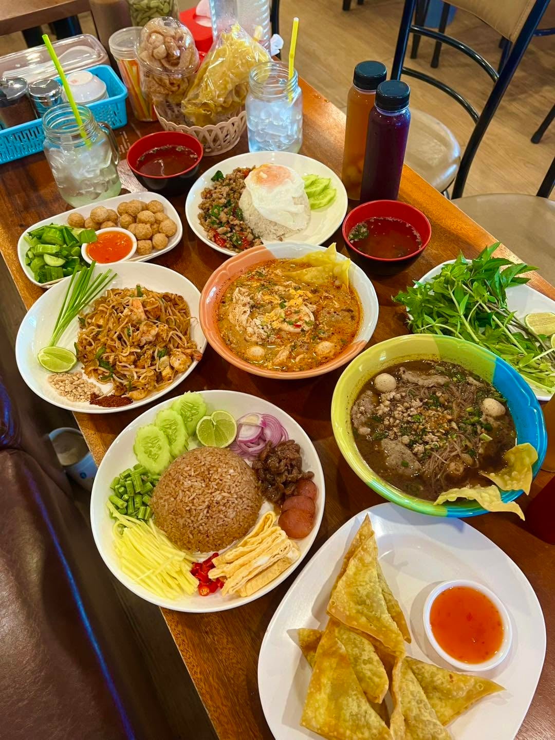 មីតុមយុំា（Mi Tom Yum）