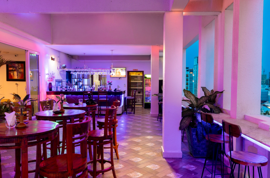 Katari Sky Bar